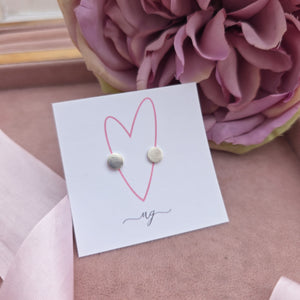 Tiny textured studs