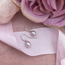 Pearl drop earrings