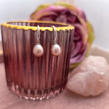 Pearl drop earrings