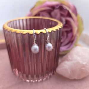 Pearl drop earrings